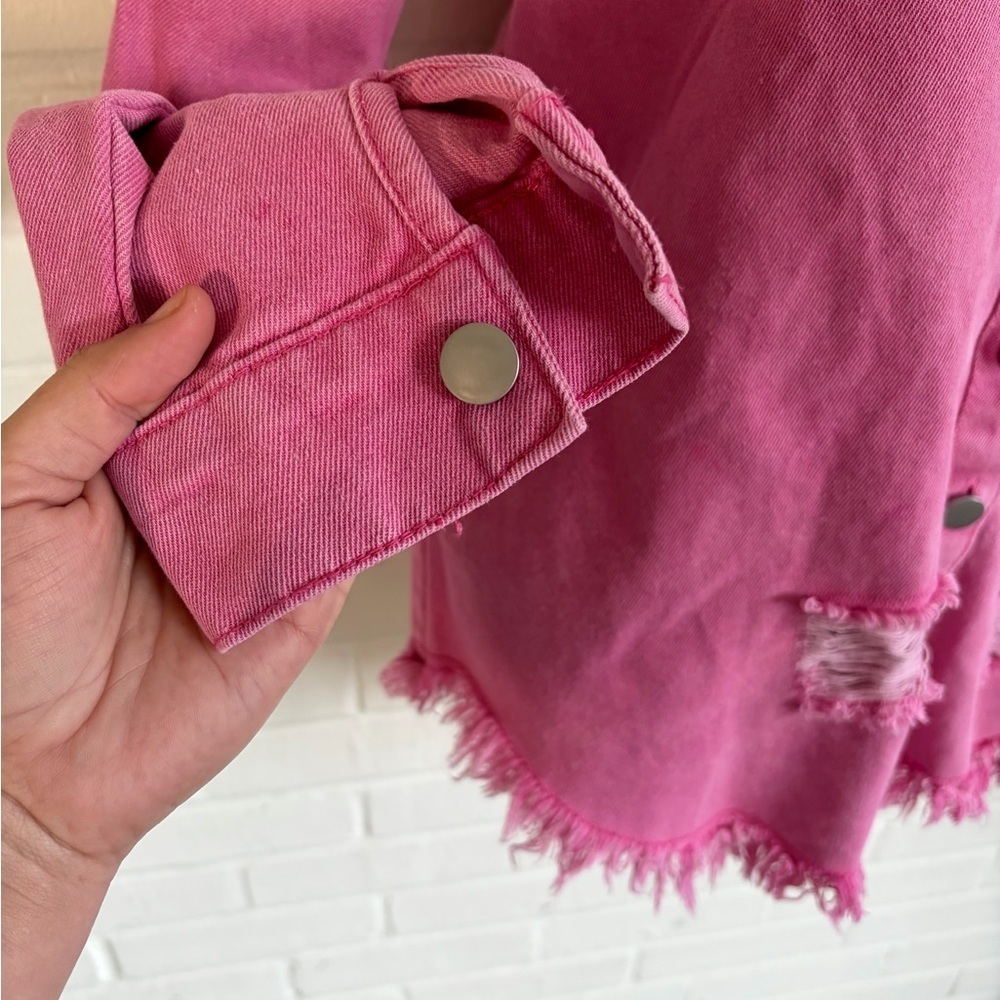 Fantaslook Pink Distressed Denim Jacket/Shacket w/ Frayed Hem, SZ S NWOT - Picture 6 of 13